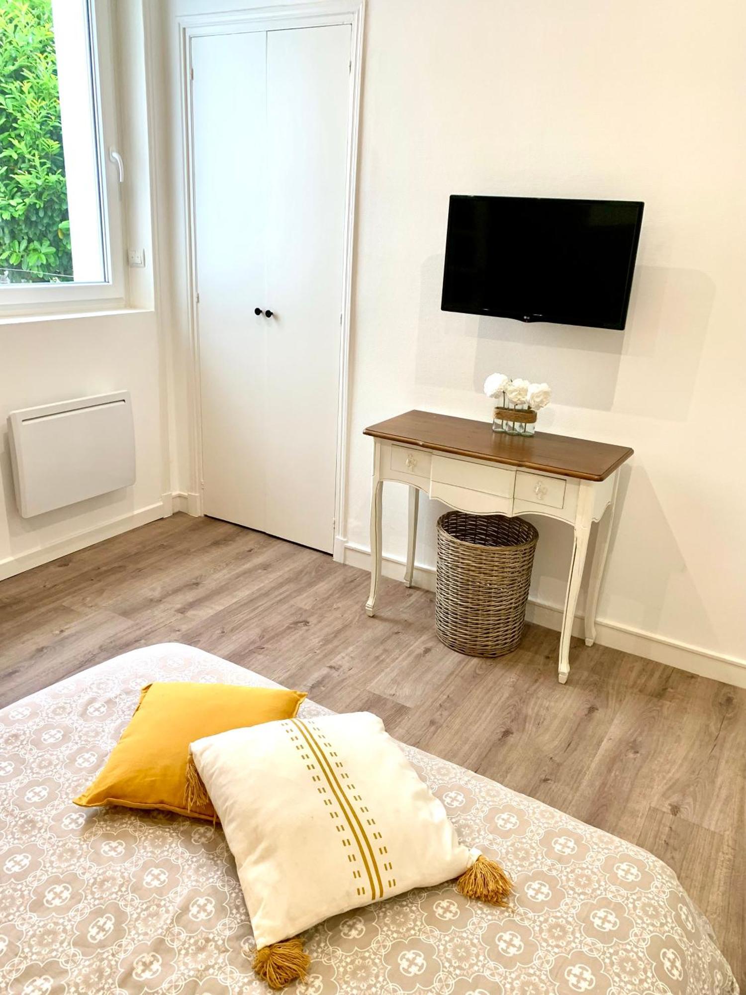 Appartement Cosy Au Coeur De Lorient - Residence Calme Esterno foto